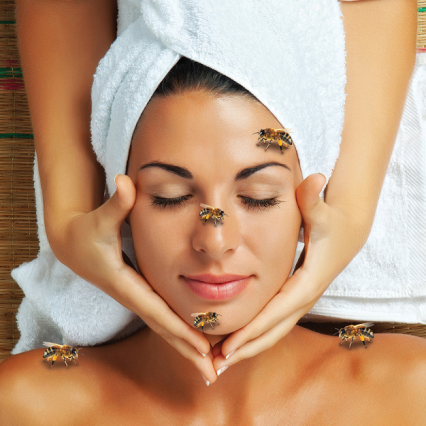 Pomlajevalni masažni ritual s čebeljim strupom - Bee Sting Facial